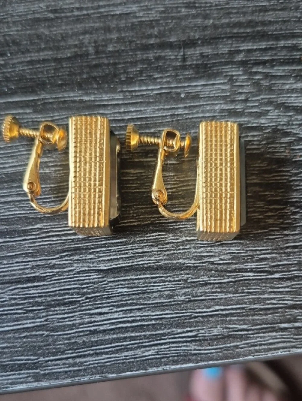 Givenchy Vintage Goldtone Hematite (?) earrings clip on Screw back RARE